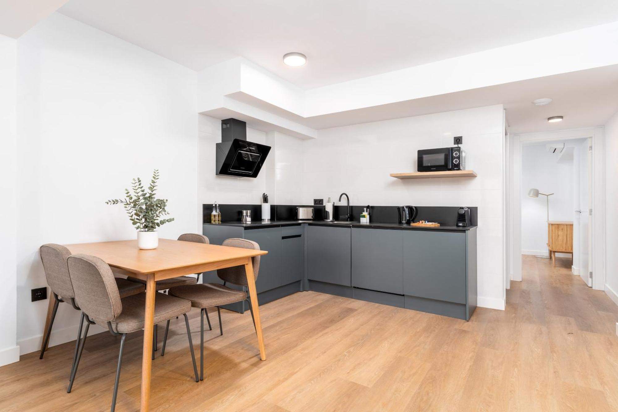 Limehome Oviedo Calle Postigo Bajo Cameră foto